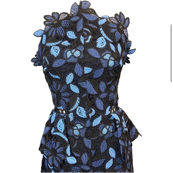 ELLIATT Times Dress in blue multi Navy - Picture 3 of 8